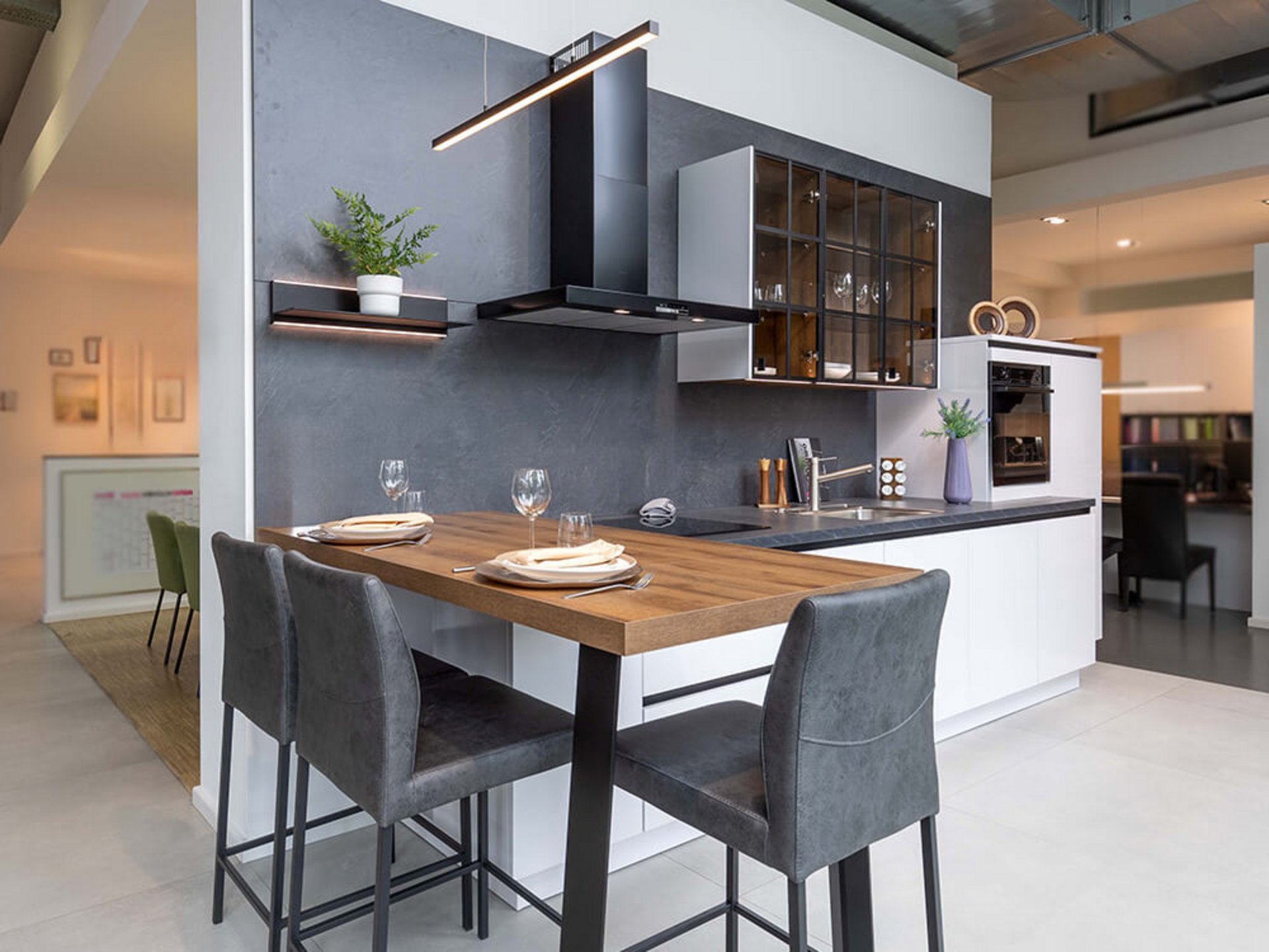 ASMO KÜCHEN - X-Line - Geradlinige, grifflose Schränke