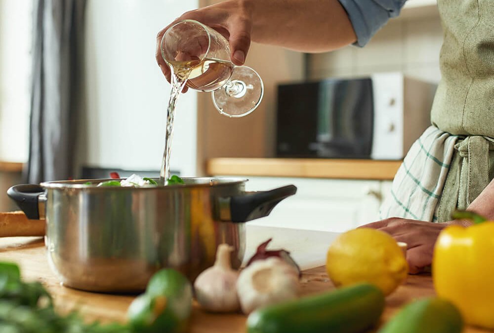 Verschiedene Soßen mit passenden Weinen – Wein zum Kochen und Soßen richtig kombinieren leicht gemacht.