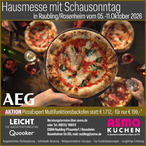 Frisch gebackene Pizza wird auf einem Teller präsentiert; das Motiv zeigt die AEG PizzaExpert-Aktion bei ASMO KÜCHEN.