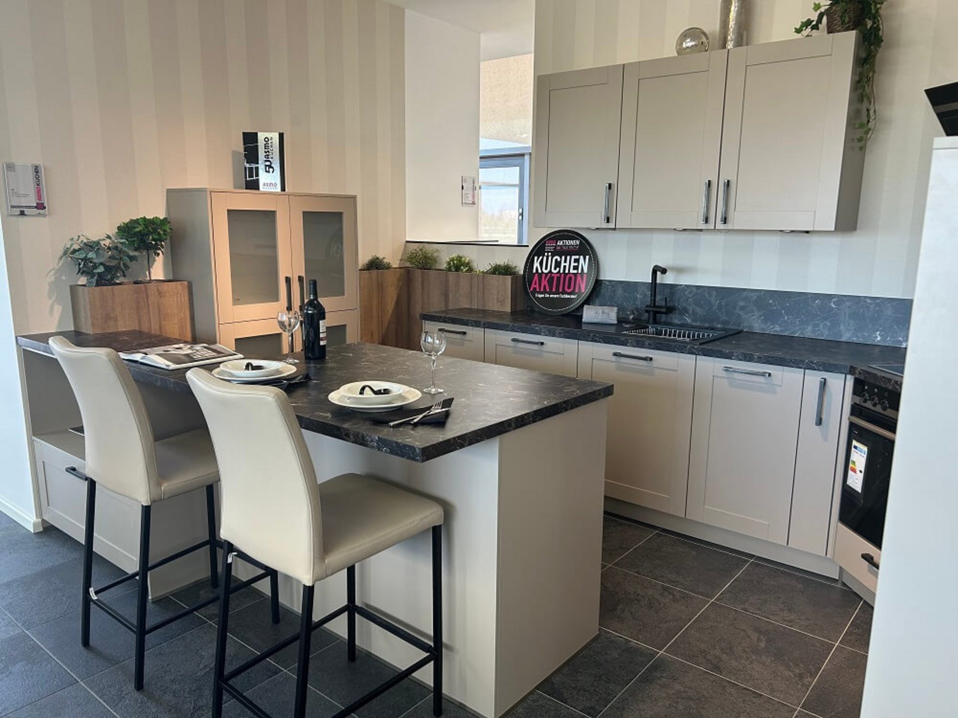 ASMO KÜCHEN Line Pro G-Küche mit Halbinsel