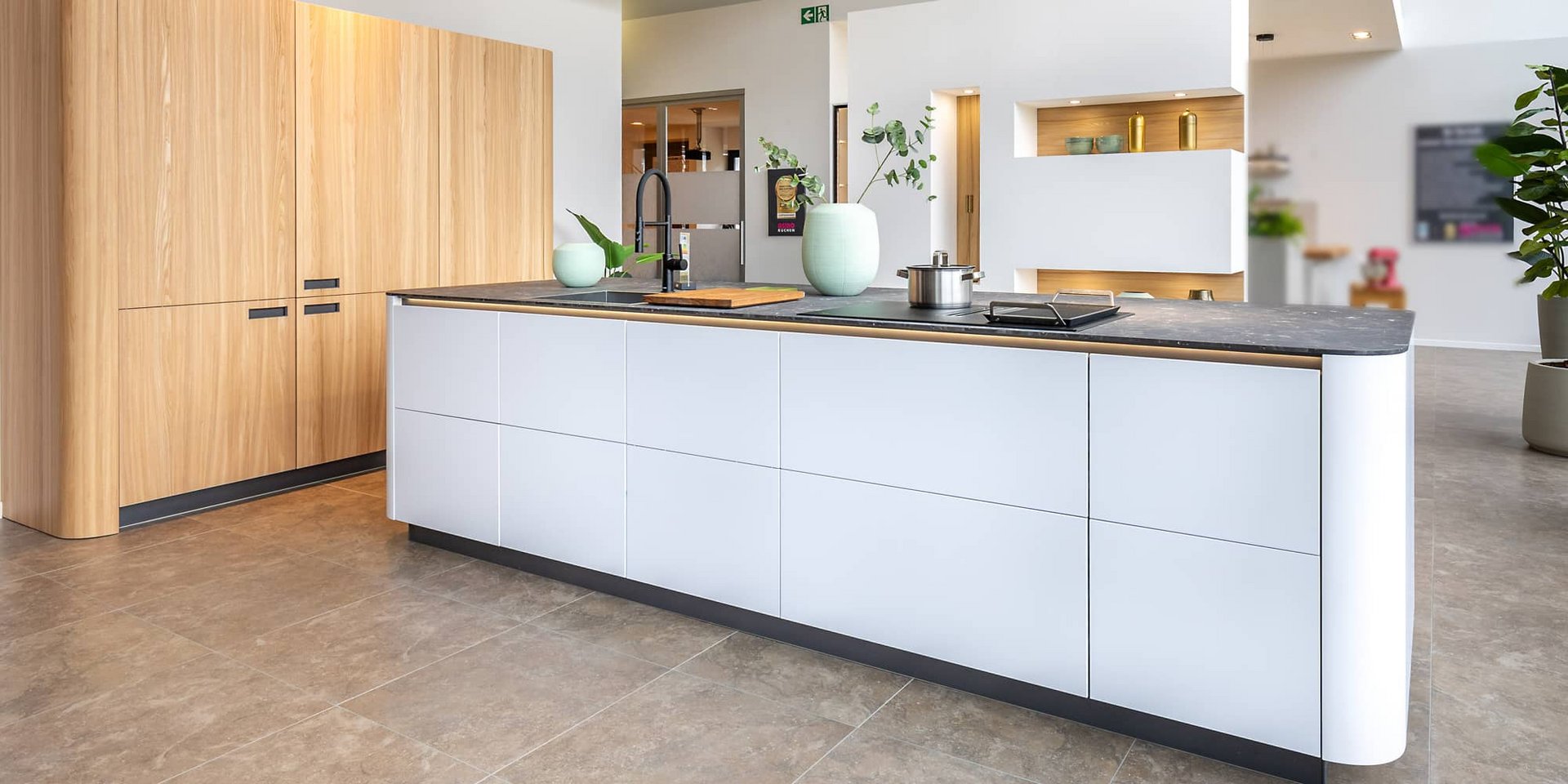 asmo_kuechen_leicht_rundwangen_studio_unterhaching_header