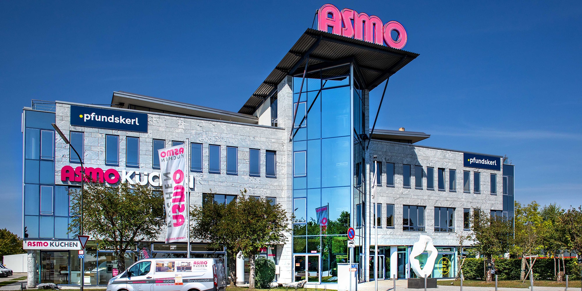 ASMO KÜCHEN GmbH Küchenstudio Neufahrn München-Nord Außenansicht